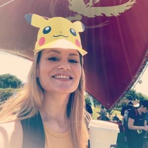 Meet your Posher, Danielle